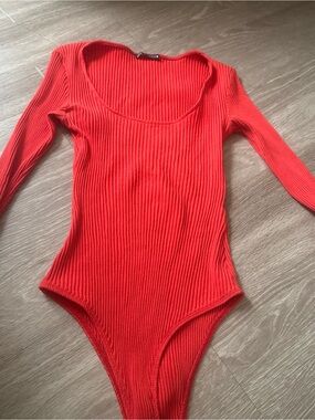 Zara Ribbed Long Sleeve Bodysuit in Red